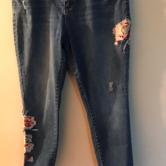 Women’s Royalty high rise jeans - Picture 4 of 7
